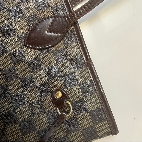 ❌ SOLD ❌Louis Vuitton Damier Ebene MM - Picture 13 of 16